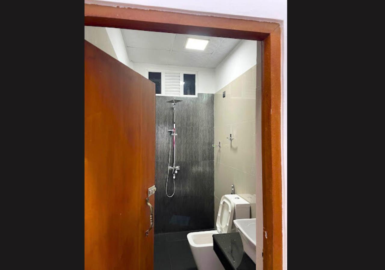 Slightly Chilled Hotel Nallathanniya Екстериор снимка