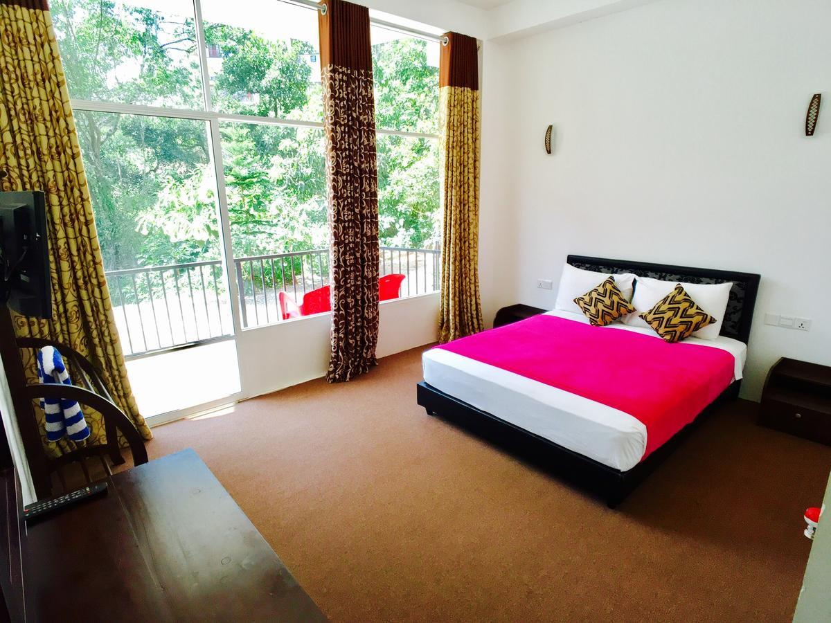 Slightly Chilled Hotel Nallathanniya Екстериор снимка