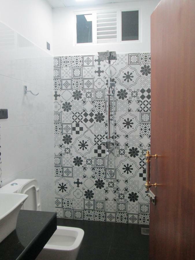 Slightly Chilled Hotel Nallathanniya Екстериор снимка